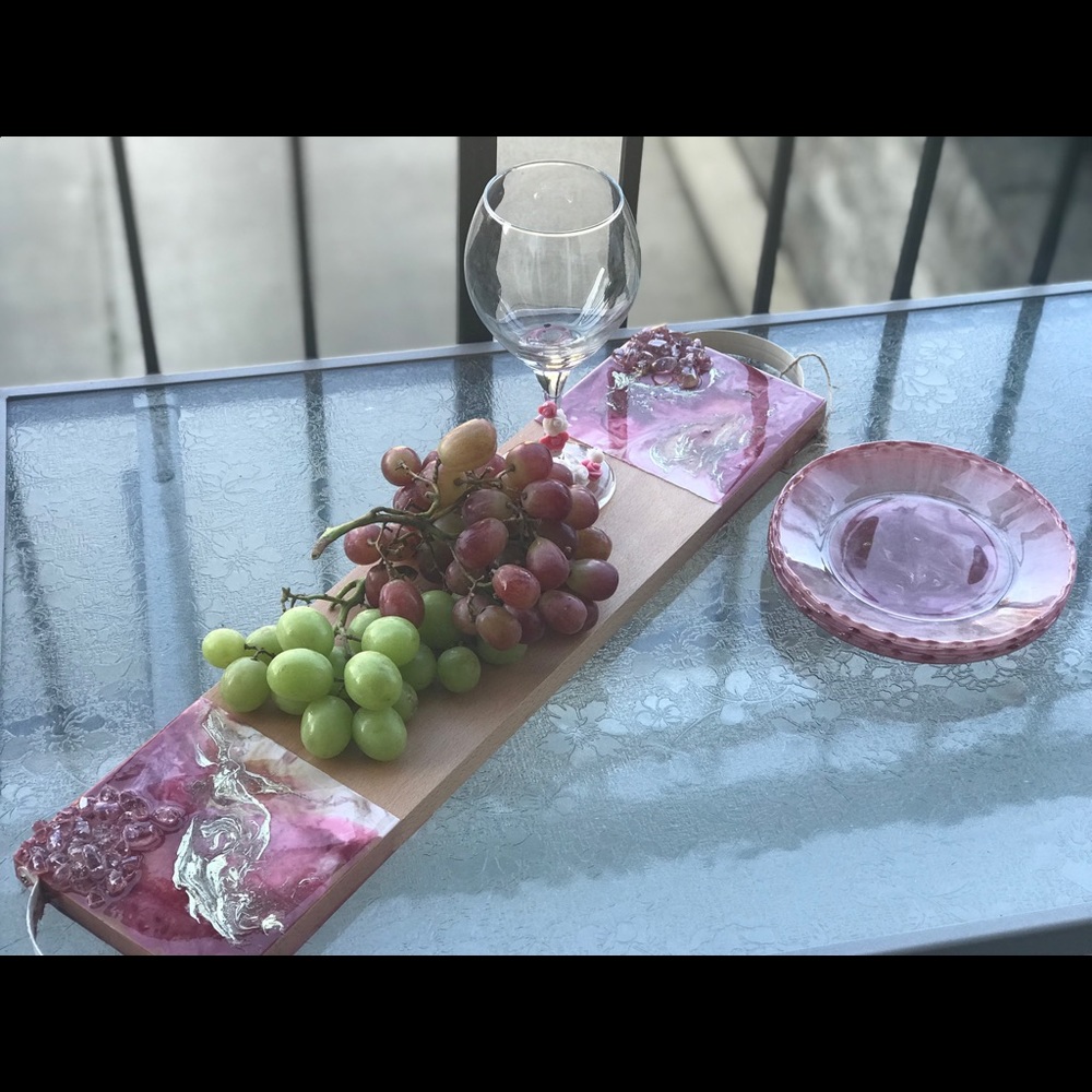 Epoxy resin serving cheese board